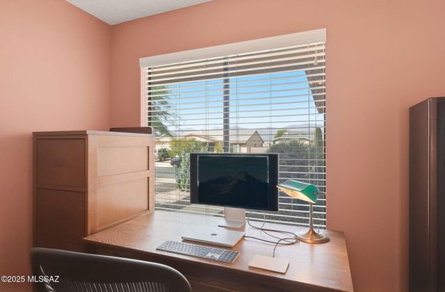 10240 E Juniper Basin Lane, Tucson, AZ 85748