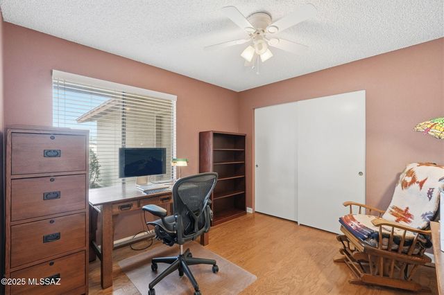 10240 E Juniper Basin Lane, Tucson, AZ 85748