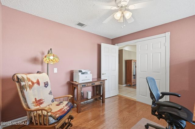 10240 E Juniper Basin Lane, Tucson, AZ 85748