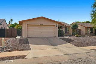 10240 E Juniper Basin Lane, Tucson, AZ 85748