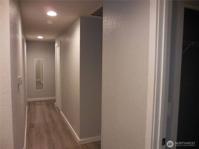 650 SW Dogwood Road, Port Orchard, WA 98367