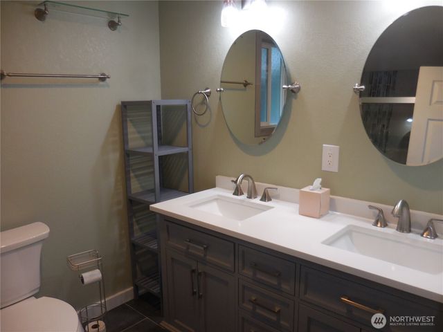 650 SW Dogwood Road, Port Orchard, WA 98367