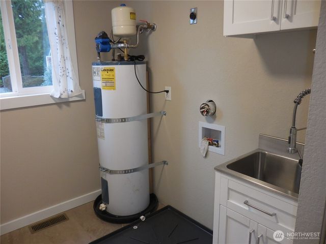 650 SW Dogwood Road, Port Orchard, WA 98367