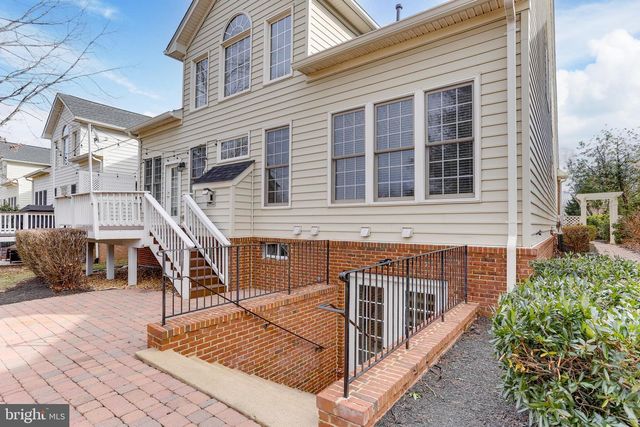 6064 DUNNBROOK TER, Haymarket, VA 20169