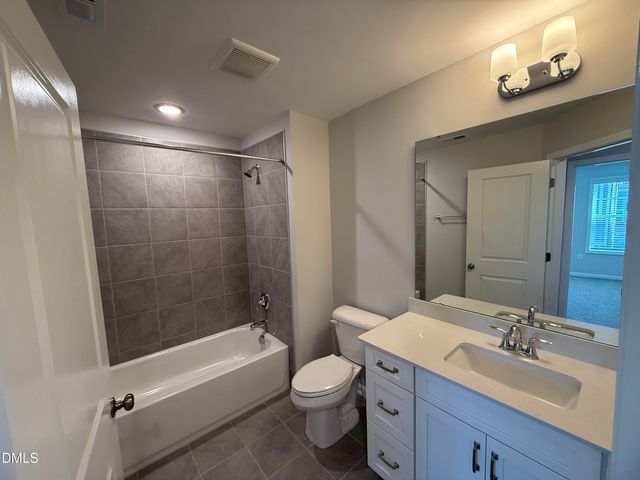 2007 Lambert Road 57, Cary, NC 27519