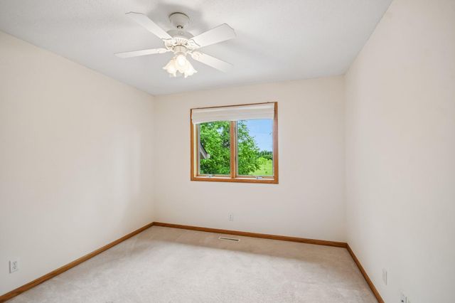 1066 Cripple Creek Pass, Lino Lakes, MN 55038