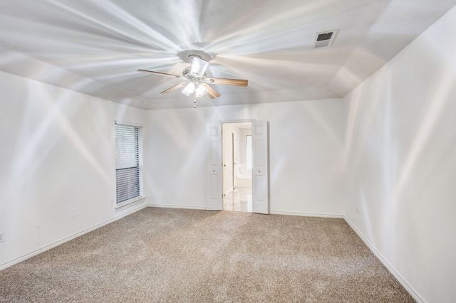 2818 N Creekwood Drive, Grapevine, TX 76051