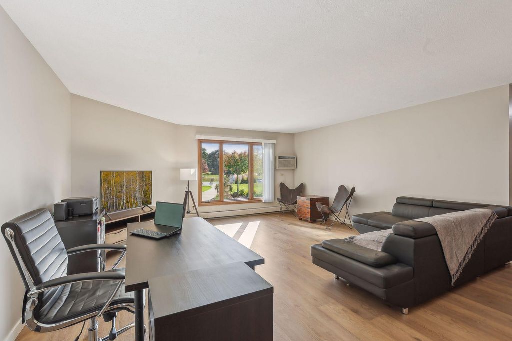 4350 Brookside Court 114, Edina, MN 55436 — photo 3
