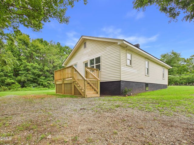 2631 Nc-87, Graham, NC 27253