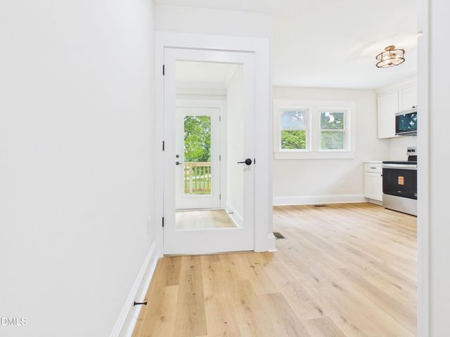 2631 Nc-87, Graham, NC 27253