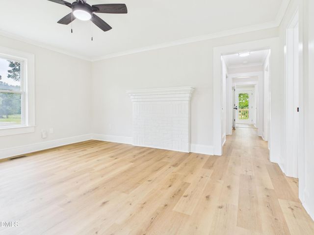 2631 Nc-87, Graham, NC 27253