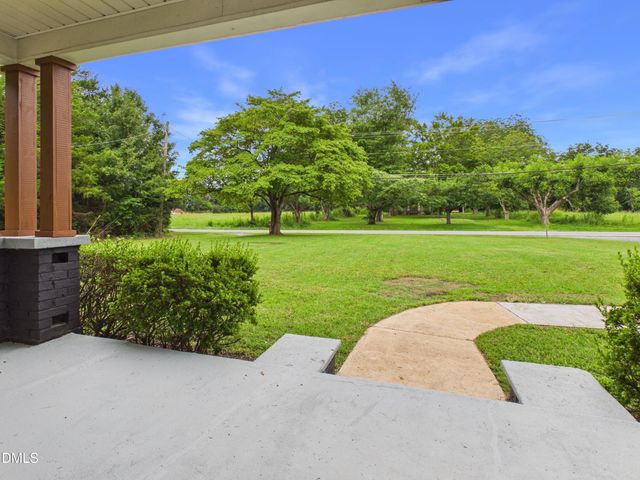 2631 Nc-87, Graham, NC 27253