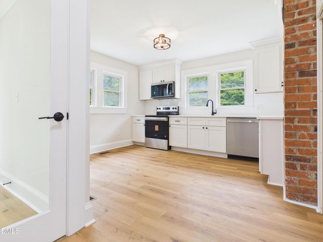 2631 Nc-87, Graham, NC 27253