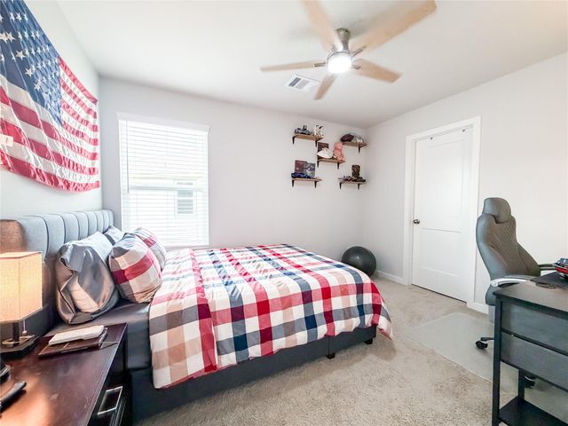 130 Alset Drive, Magnolia, TX 77354