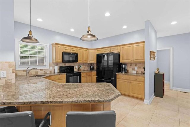 250 Rainbow Drive, Mansfield, GA 30055