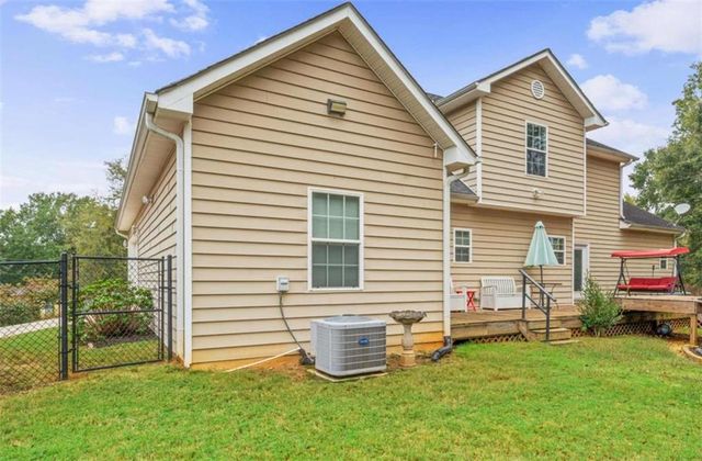 250 Rainbow Drive, Mansfield, GA 30055