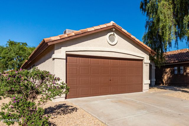 982 E MOHAVE Lane, Apache Junction, AZ 85119