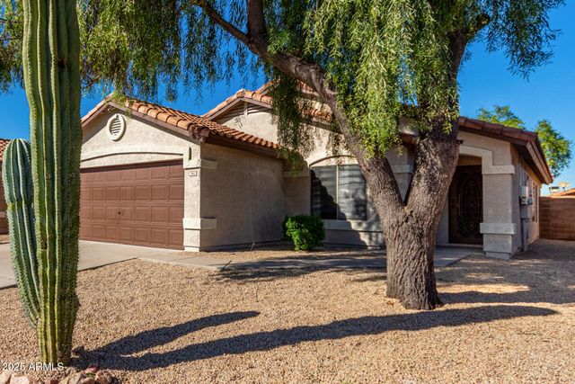 982 E MOHAVE Lane, Apache Junction, AZ 85119