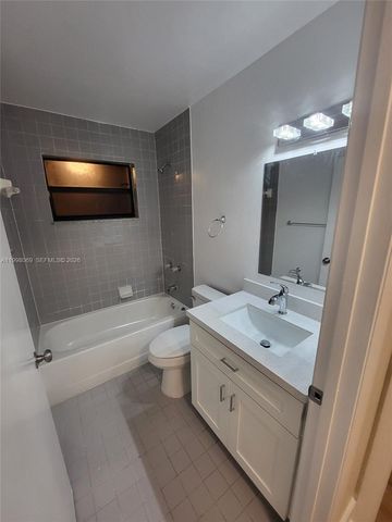 5629 Taft St, Hollywood, FL 33021