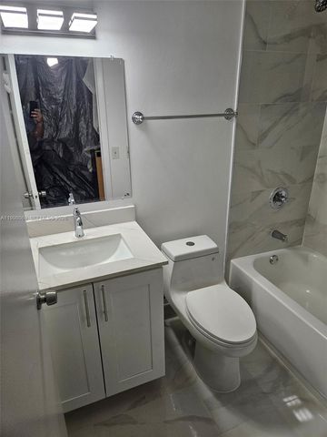 5629 Taft St, Hollywood, FL 33021