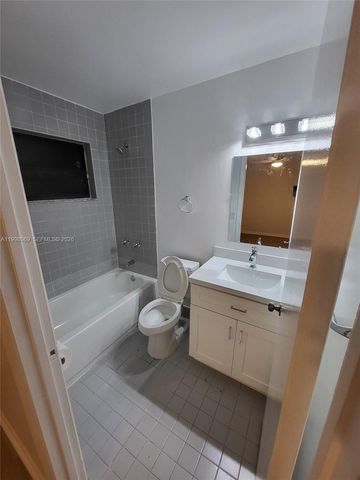 5629 Taft St, Hollywood, FL 33021