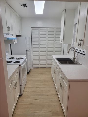 5629 Taft St, Hollywood, FL 33021