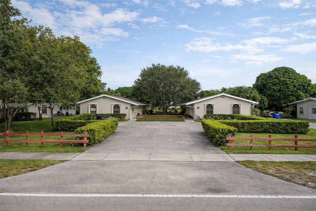 5629 Taft St, Hollywood, FL 33021