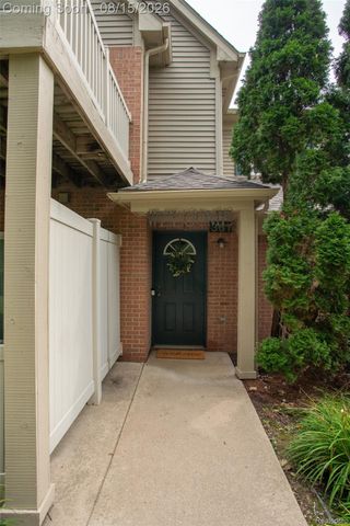 361 Marigold Circle, Westland, MI 48185