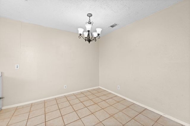 708 N Cooper Street, Arlington, TX 76011