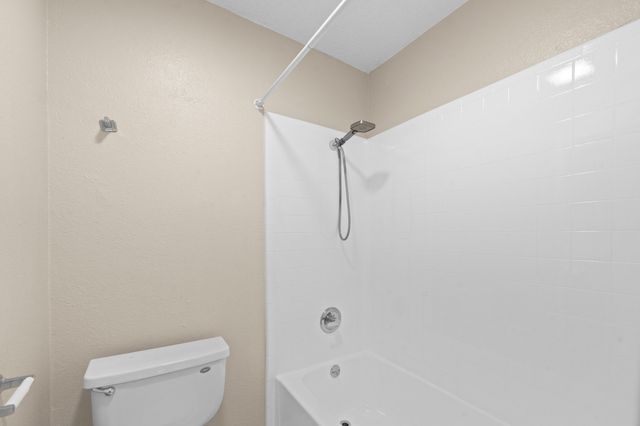 708 N Cooper Street, Arlington, TX 76011