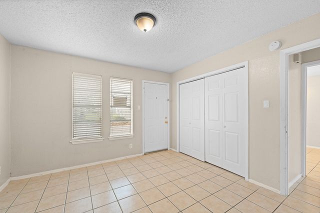 708 N Cooper Street, Arlington, TX 76011