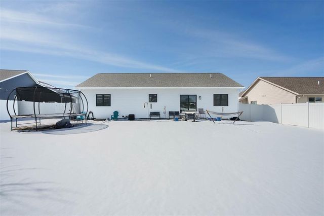 1853 Tucker Trail, Eau Claire, WI 54703