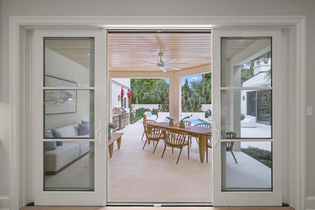 433 Antigua Lane, Palm Beach, FL 33480