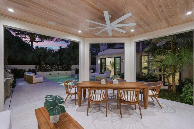 433 Antigua Lane, Palm Beach, FL 33480