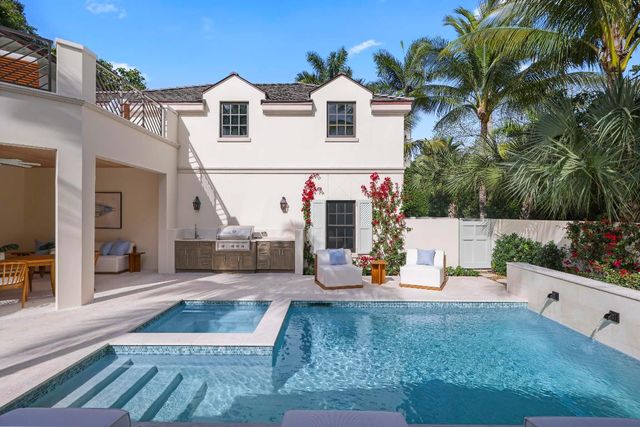 433 Antigua Lane, Palm Beach, FL 33480