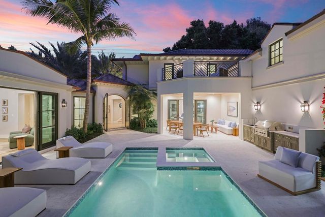 433 Antigua Lane, Palm Beach, FL 33480