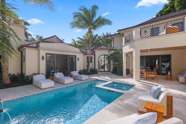 433 Antigua Lane, Palm Beach, FL 33480