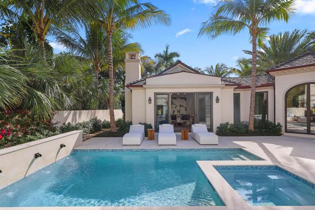 433 Antigua Lane, Palm Beach, FL 33480