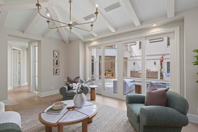 433 Antigua Lane, Palm Beach, FL 33480