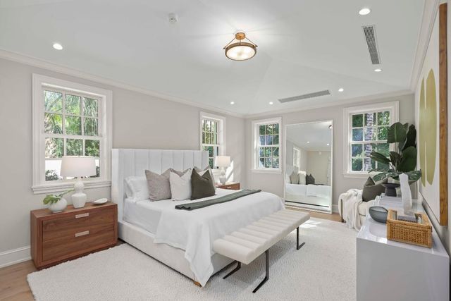 433 Antigua Lane, Palm Beach, FL 33480