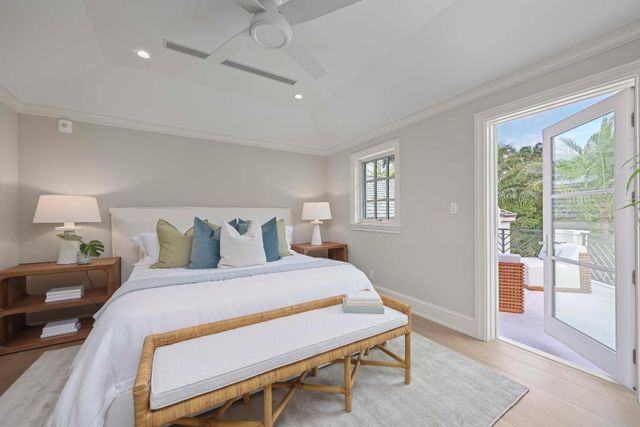 433 Antigua Lane, Palm Beach, FL 33480