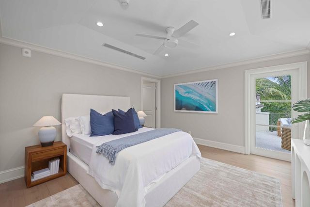 433 Antigua Lane, Palm Beach, FL 33480