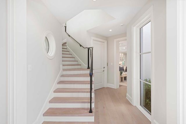 433 Antigua Lane, Palm Beach, FL 33480