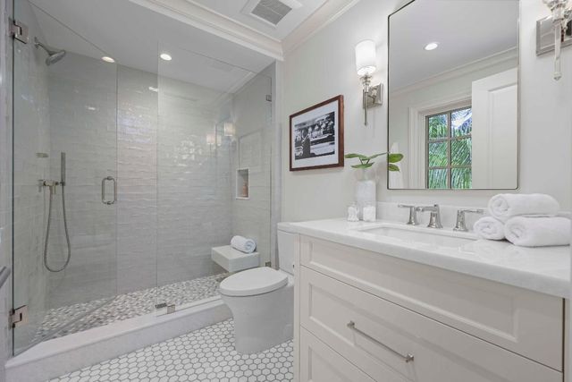 433 Antigua Lane, Palm Beach, FL 33480