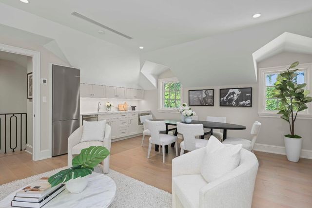 433 Antigua Lane, Palm Beach, FL 33480