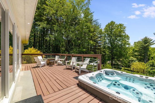 172 Amble Lane, Fletcher, NC 28732