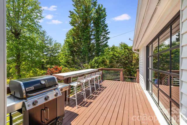 172 Amble Lane, Fletcher, NC 28732
