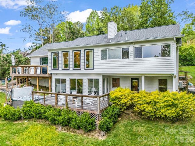 172 Amble Lane, Fletcher, NC 28732