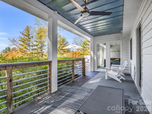 172 Amble Lane, Fletcher, NC 28732