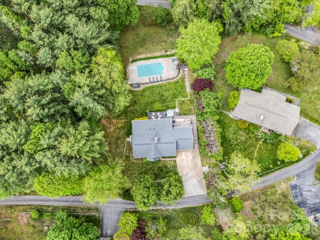 172 Amble Lane, Fletcher, NC 28732